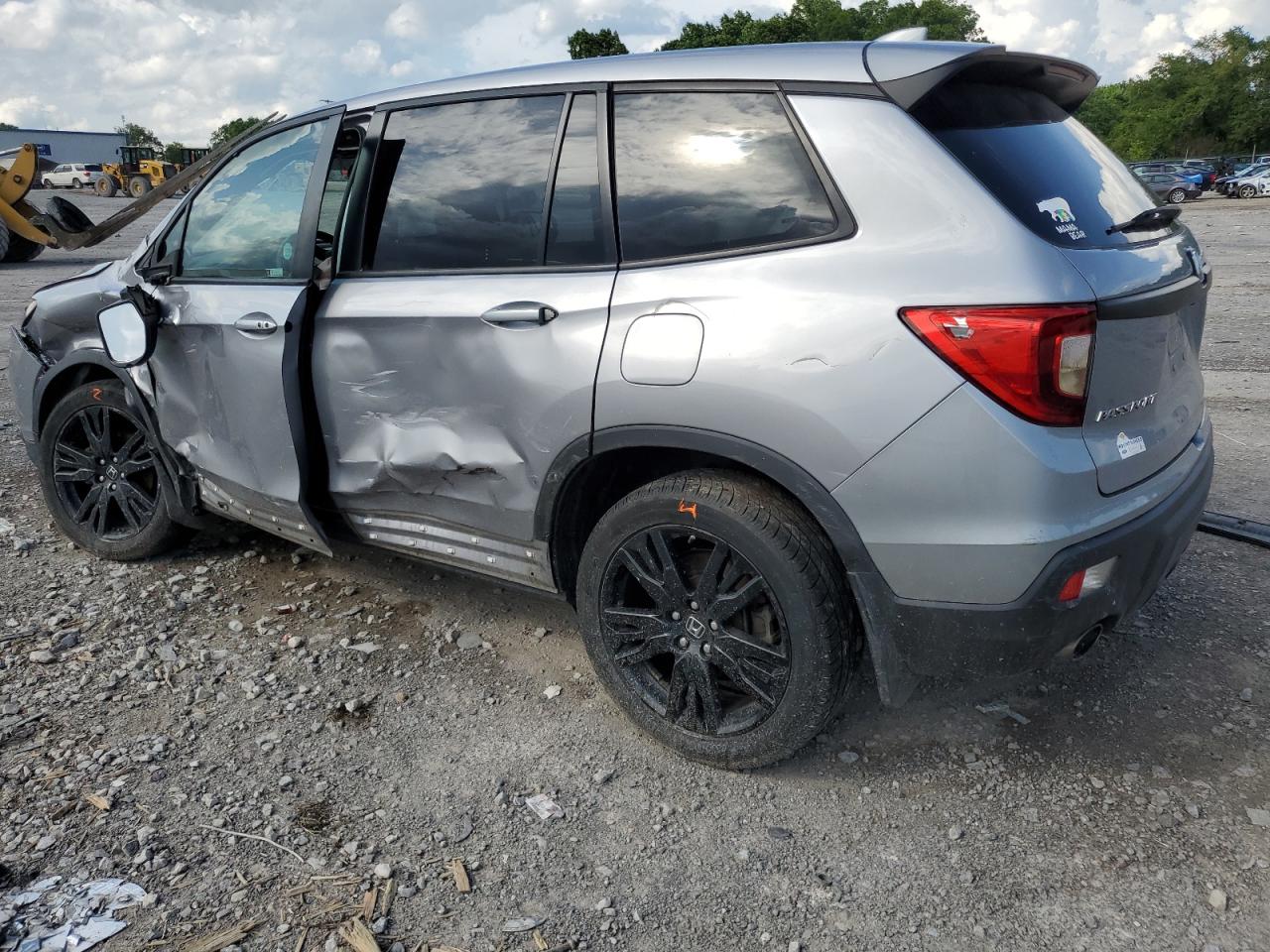 2020 Honda Passport Sport vin: 5FNYF8H23LB018780