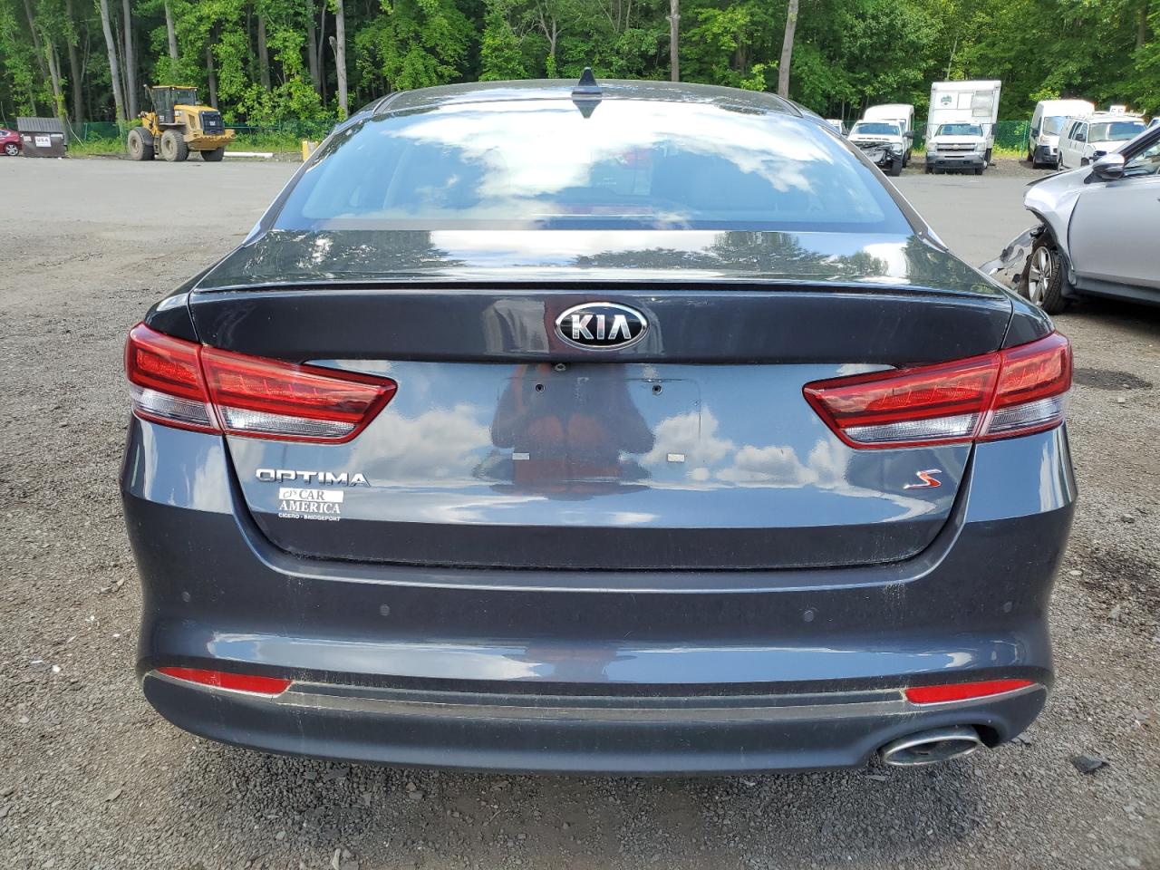 2018 Kia Optima Lx vin: 5XXGT4L31JG199692