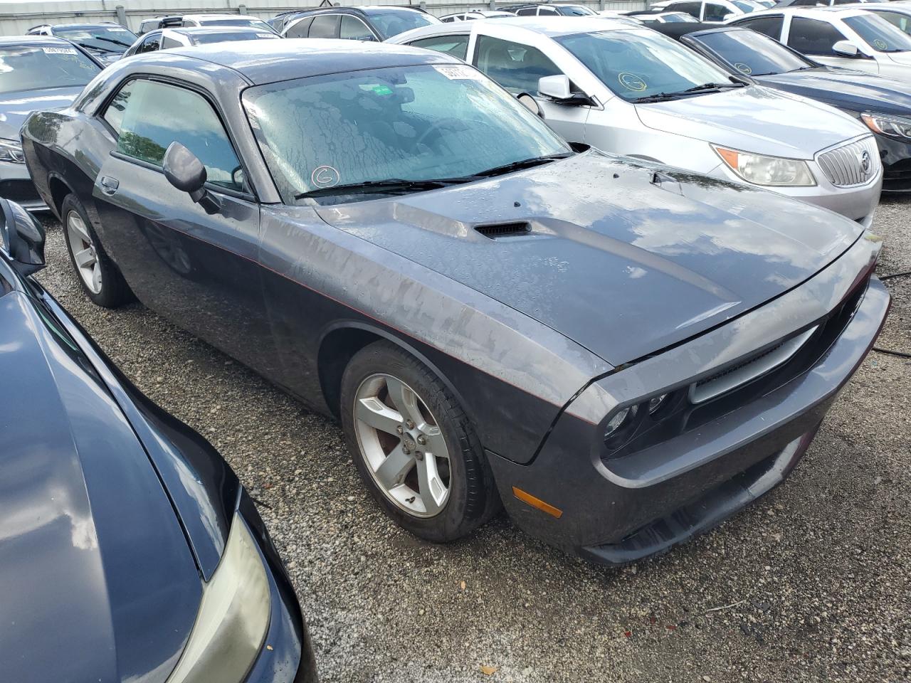 2C3CDYAGXDH663304 2013 Dodge Challenger Sxt