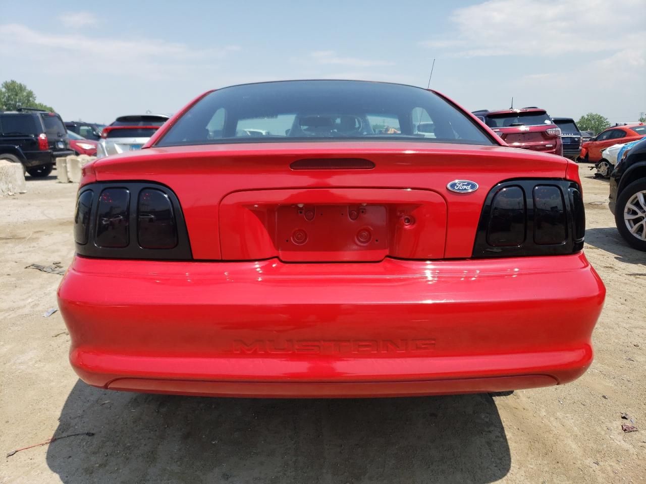 1FAFP4047WF138923 1998 Ford Mustang