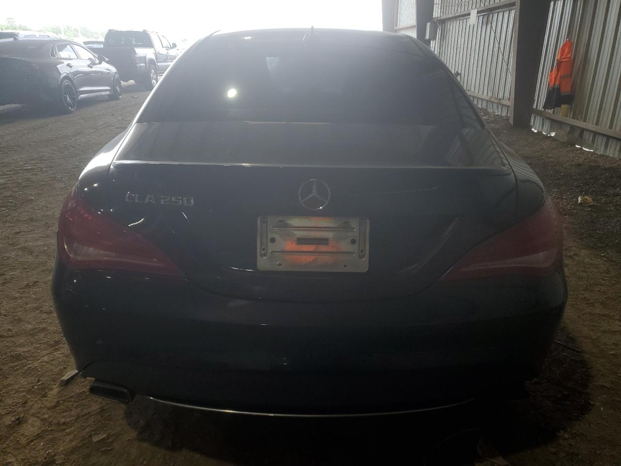 2014 Mercedes-Benz Cla 250 vin: WDDSJ4EB2EN053872