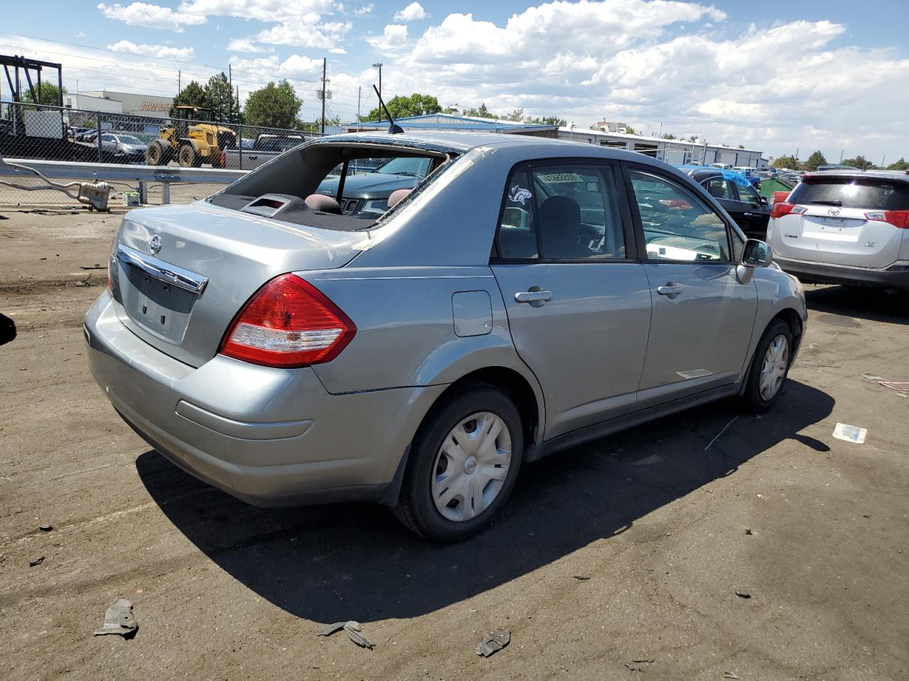 3N1BC1AP3AL411899 2010 Nissan Versa S