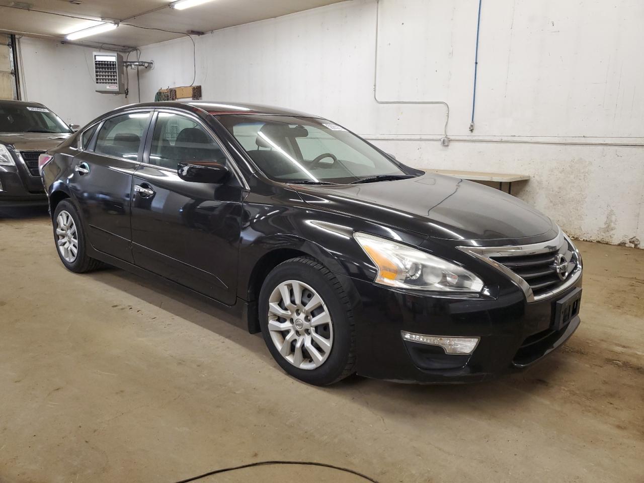 2014 Nissan Altima 2.5 vin: 1N4AL3AP0EC325705