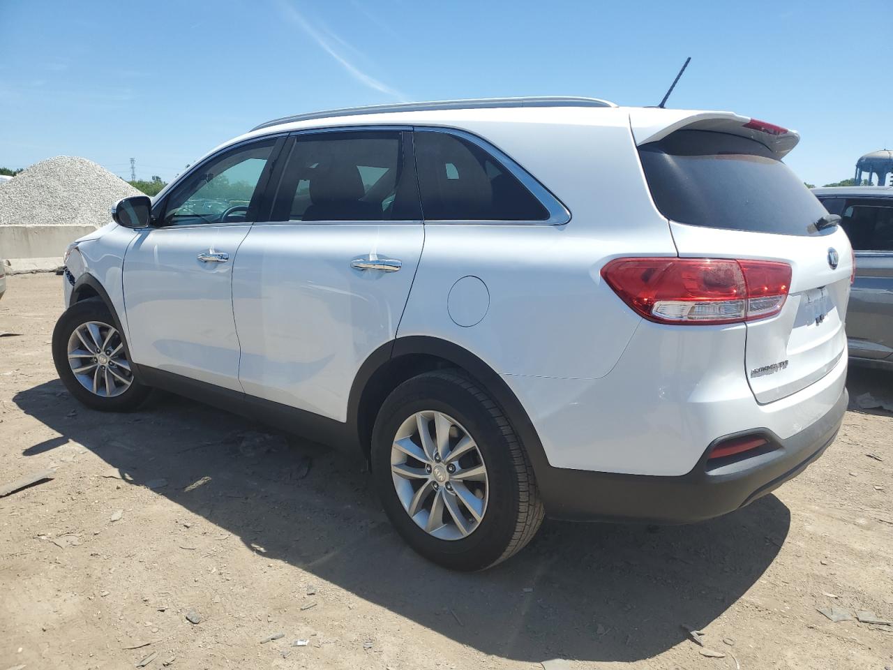 5XYPG4A50HG243339 2017 Kia Sorento Lx 5XYPG4A50HG243339 2017 Kia Sorento Lx