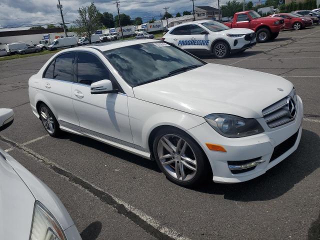 VIN WDDGF8ABXDR266080 2013 Mercedes-Benz C-Class, 3... no.4