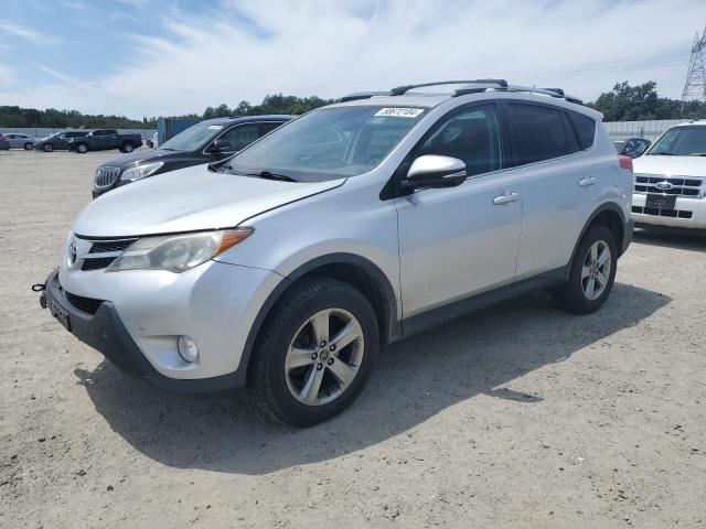 VIN 2T3RFREV0FW405956 2015 Toyota RAV4, Xle no.1