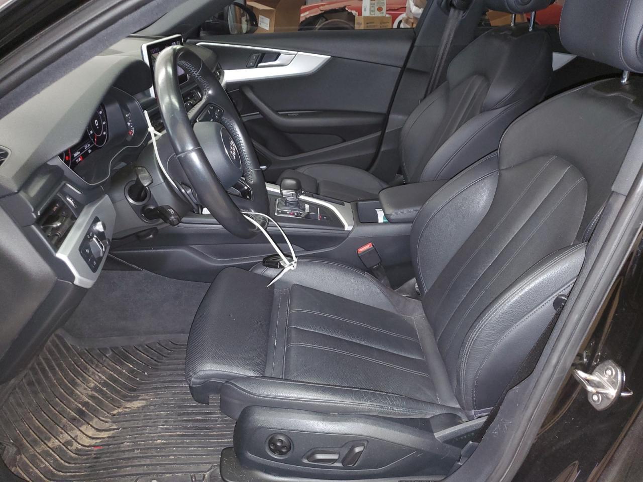 WAUFNAF44HN038306 2017 Audi A4 Prestige