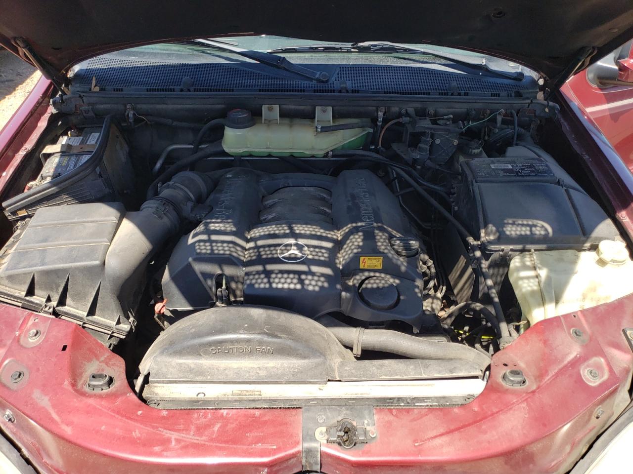 4JGAB54E6YA161195 2000 Mercedes-Benz Ml 320