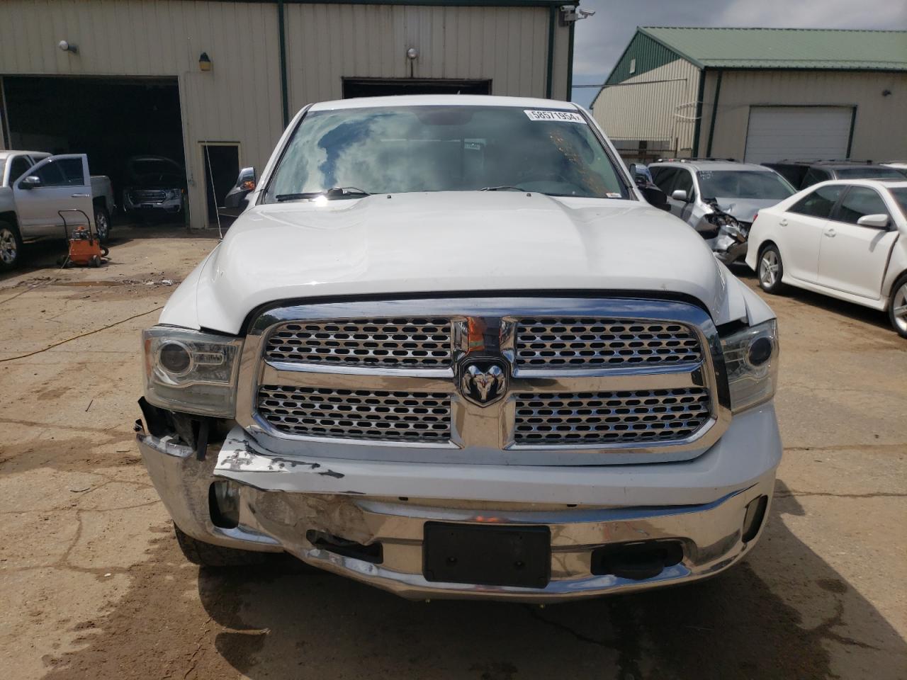 1C6RR7NT3DS630461 2013 Ram 1500 Laramie