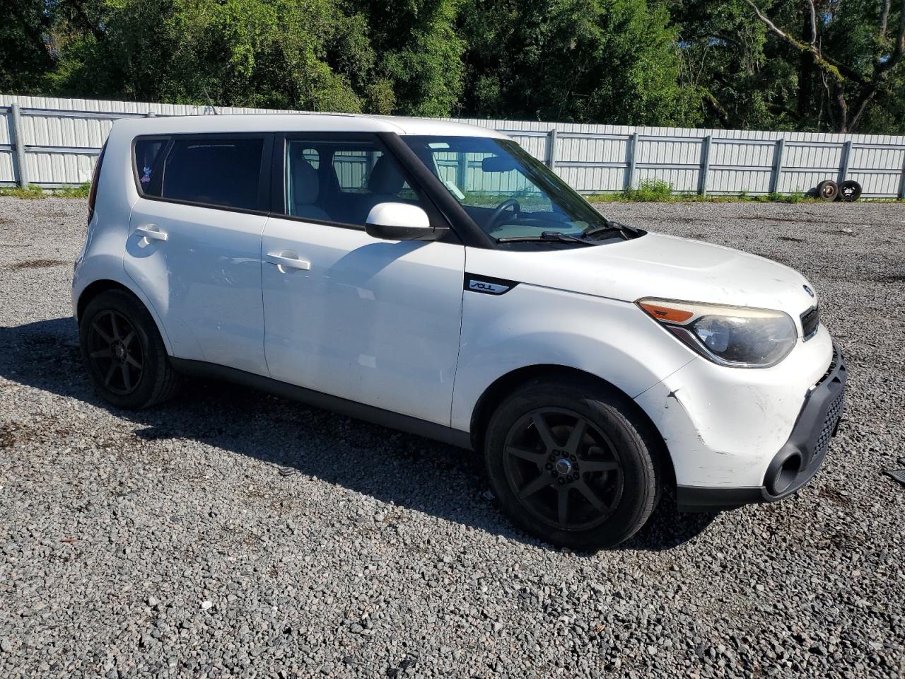 2015 Kia Soul + vin: KNDJP3A51F7116335