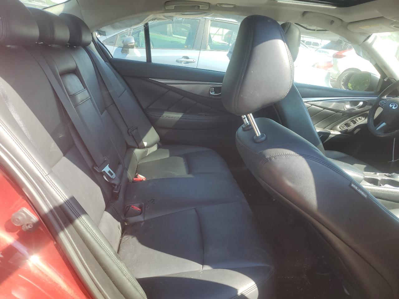 JN1EV7AR7GM345657 2016 Infiniti Q50 Premium