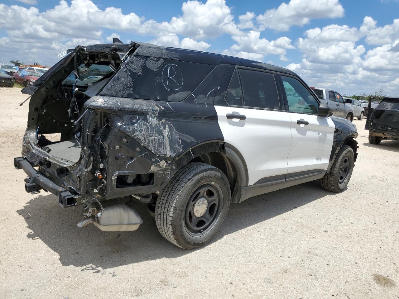 2021 Ford Explorer Police Interceptor vin: 1FM5K8AB4MGC33533