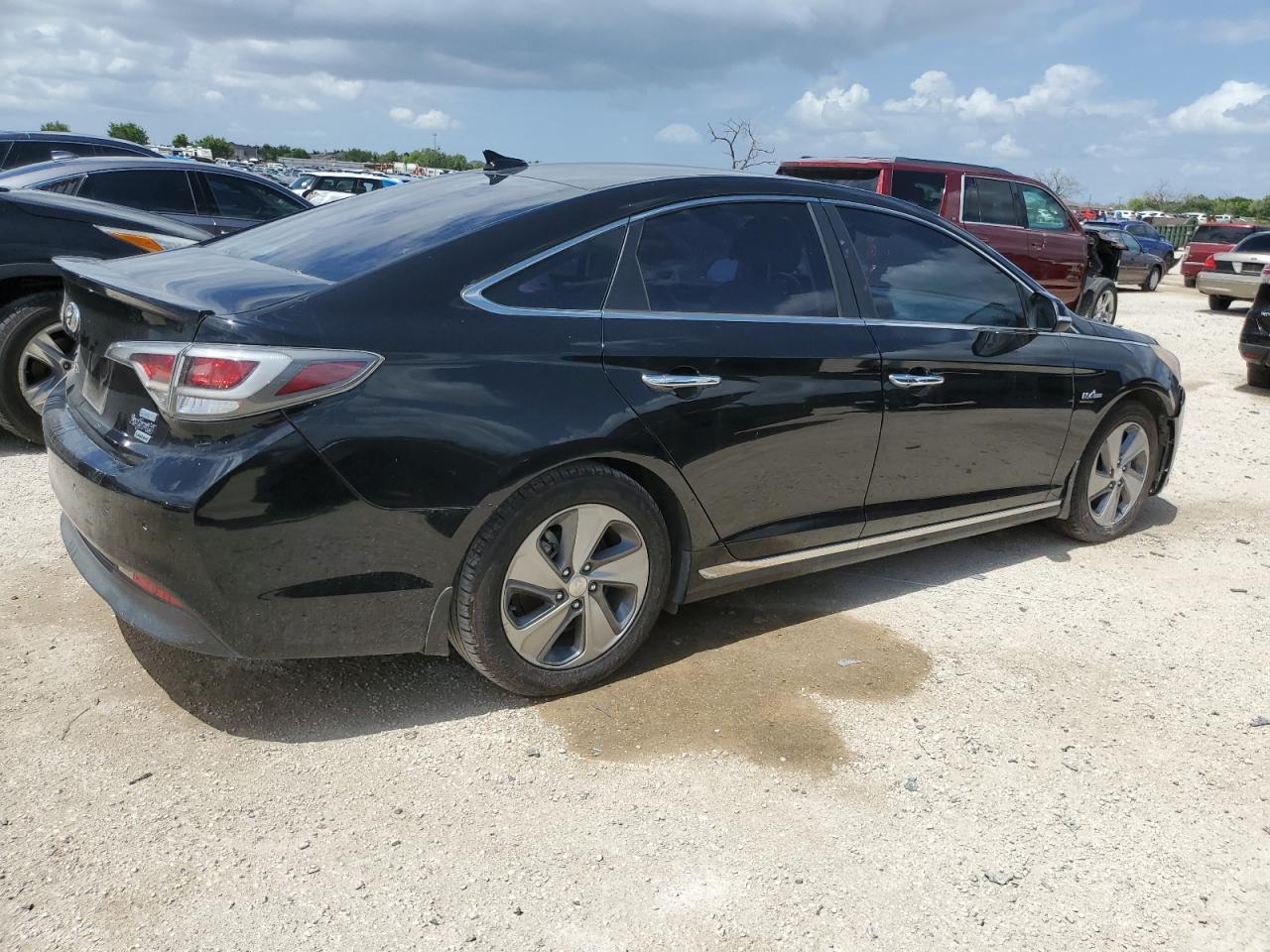 2016 Hyundai Sonata Plug-In Hybrid vin: KMHE54L23GA024756