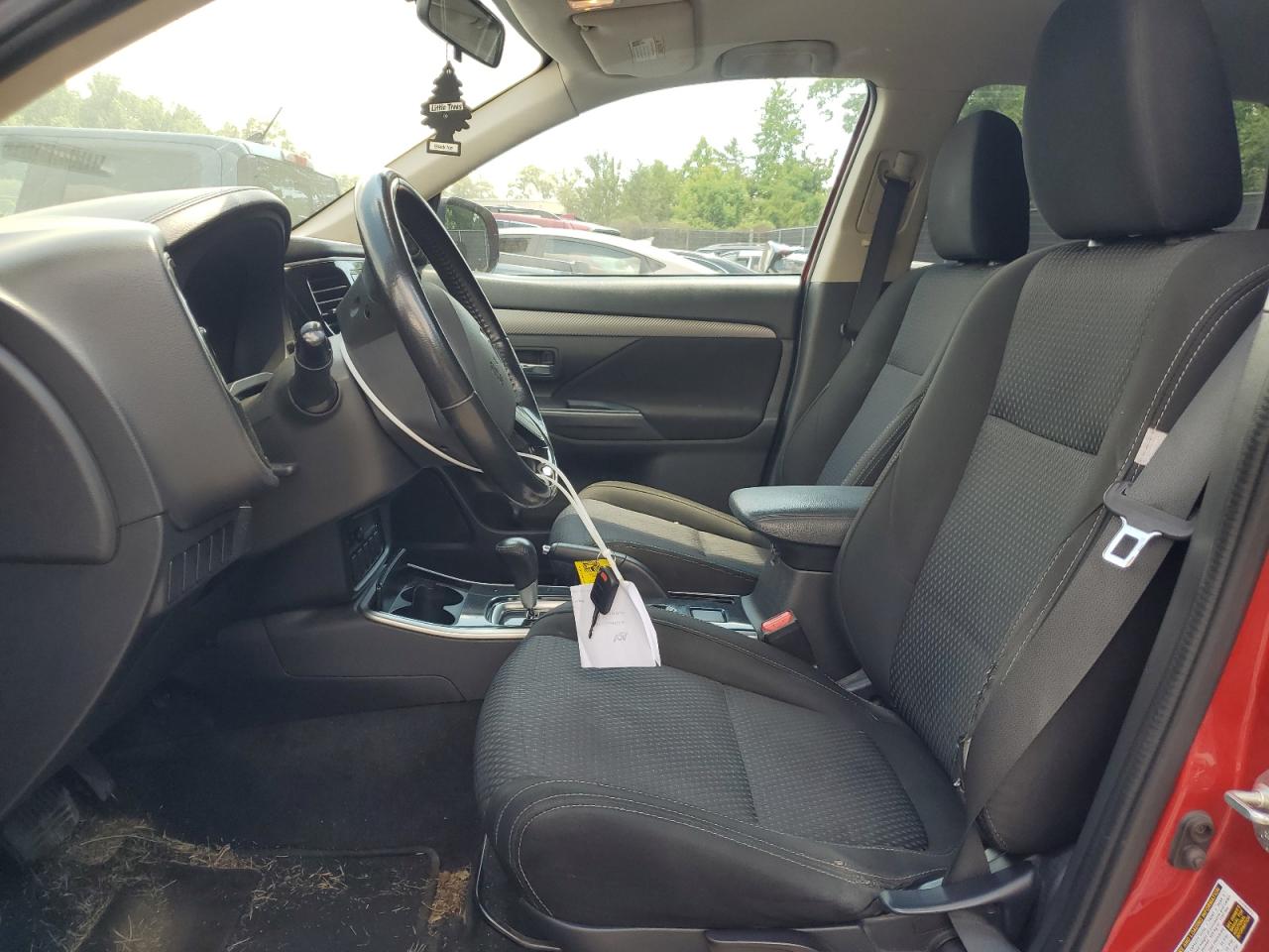 JA4AD2A3XHZ014860 2017 Mitsubishi Outlander Es