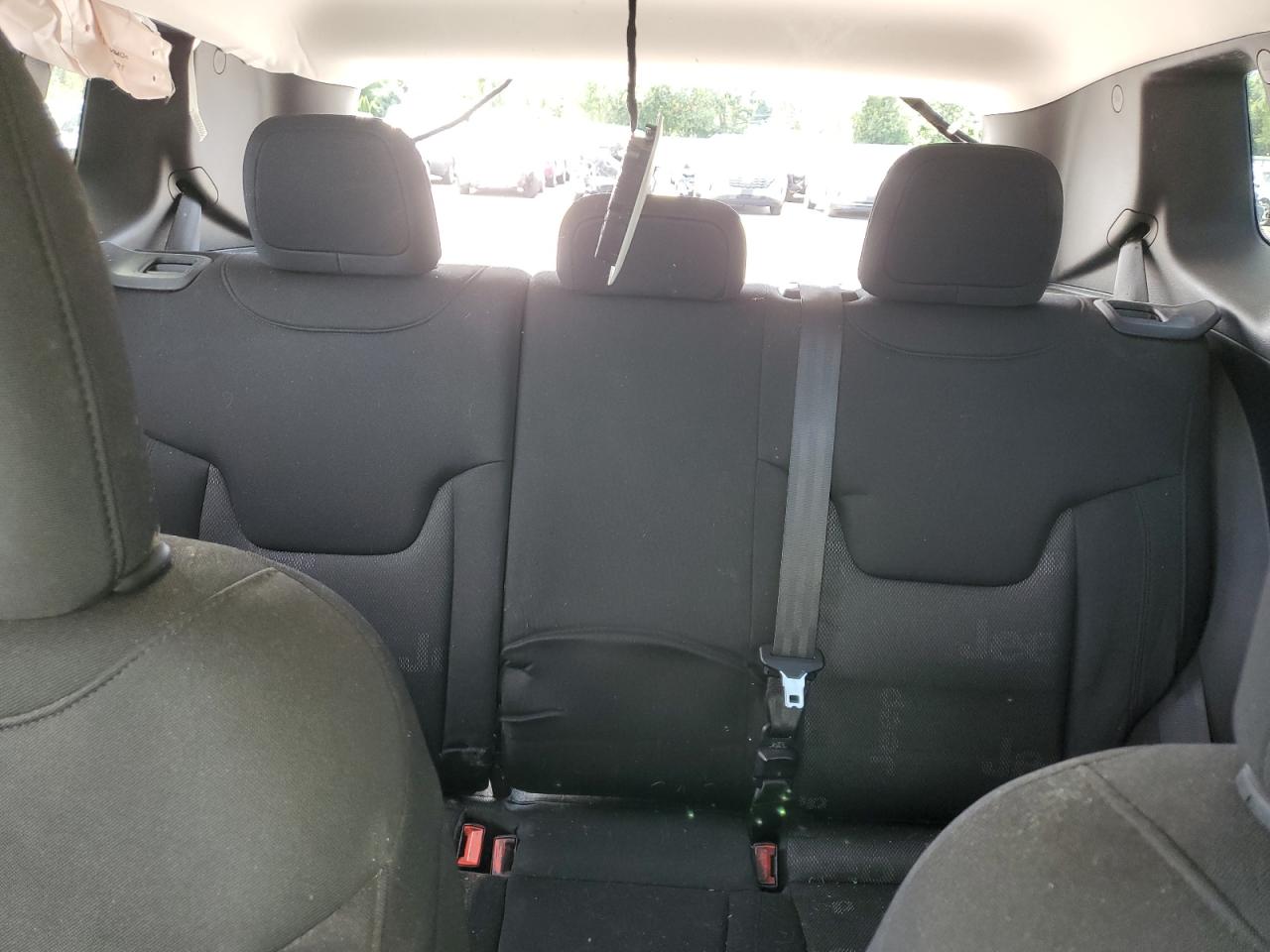 ZACCJABT0FPB21329 2015 Jeep Renegade Latitude