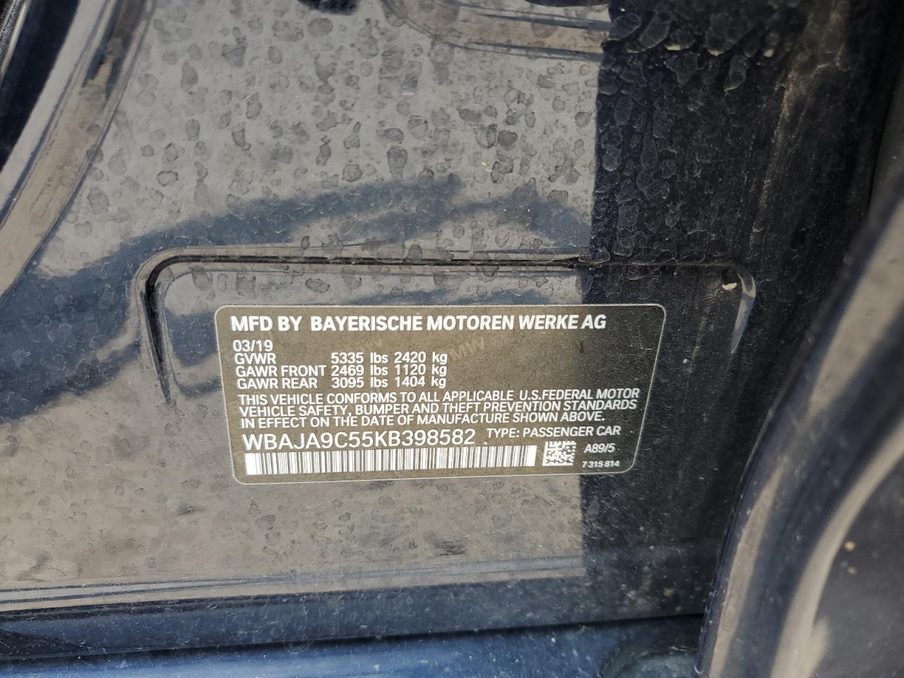 WBAJA9C55KB398582 2019 BMW 530E