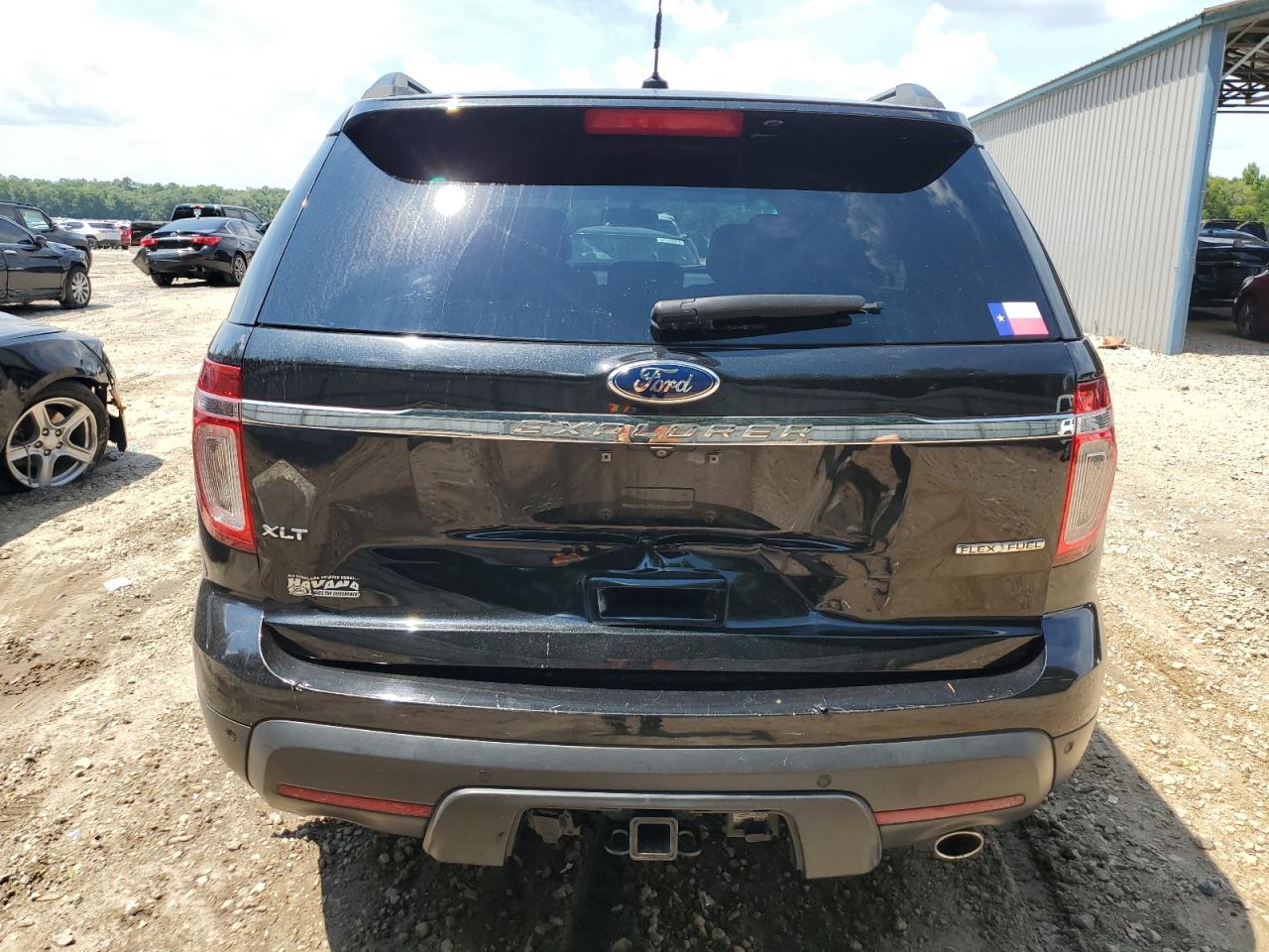 1FM5K7D83FGC02562 2015 Ford Explorer Xlt