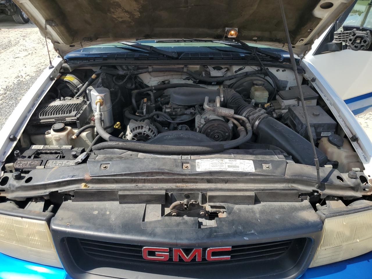 1GTCS14X0W8526143 1998 GMC Sonoma