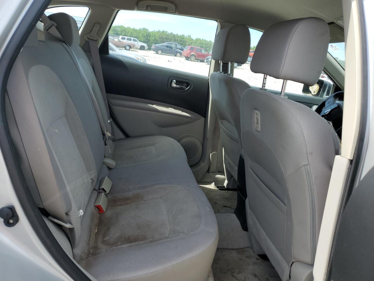 JN8AS5MT5CW269228 2012 Nissan Rogue S