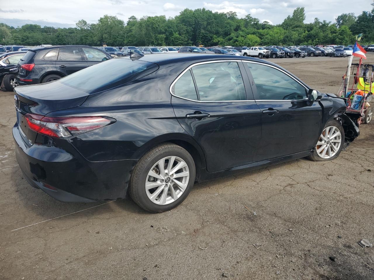 Lot #2869473816 2022 TOYOTA CAMRY LE