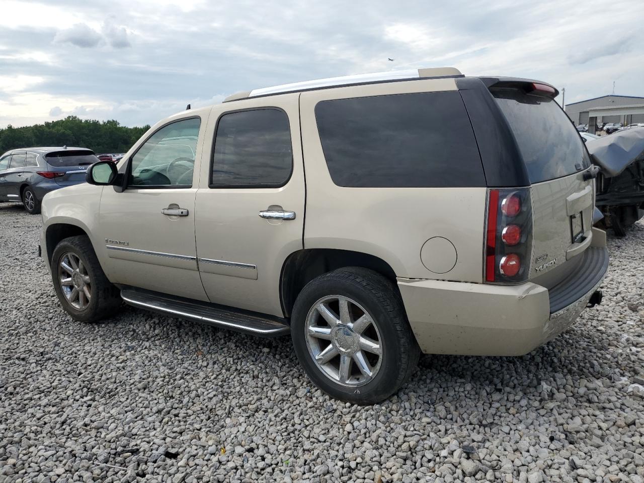 1GKFC03299R150538 2009 GMC Yukon Denali