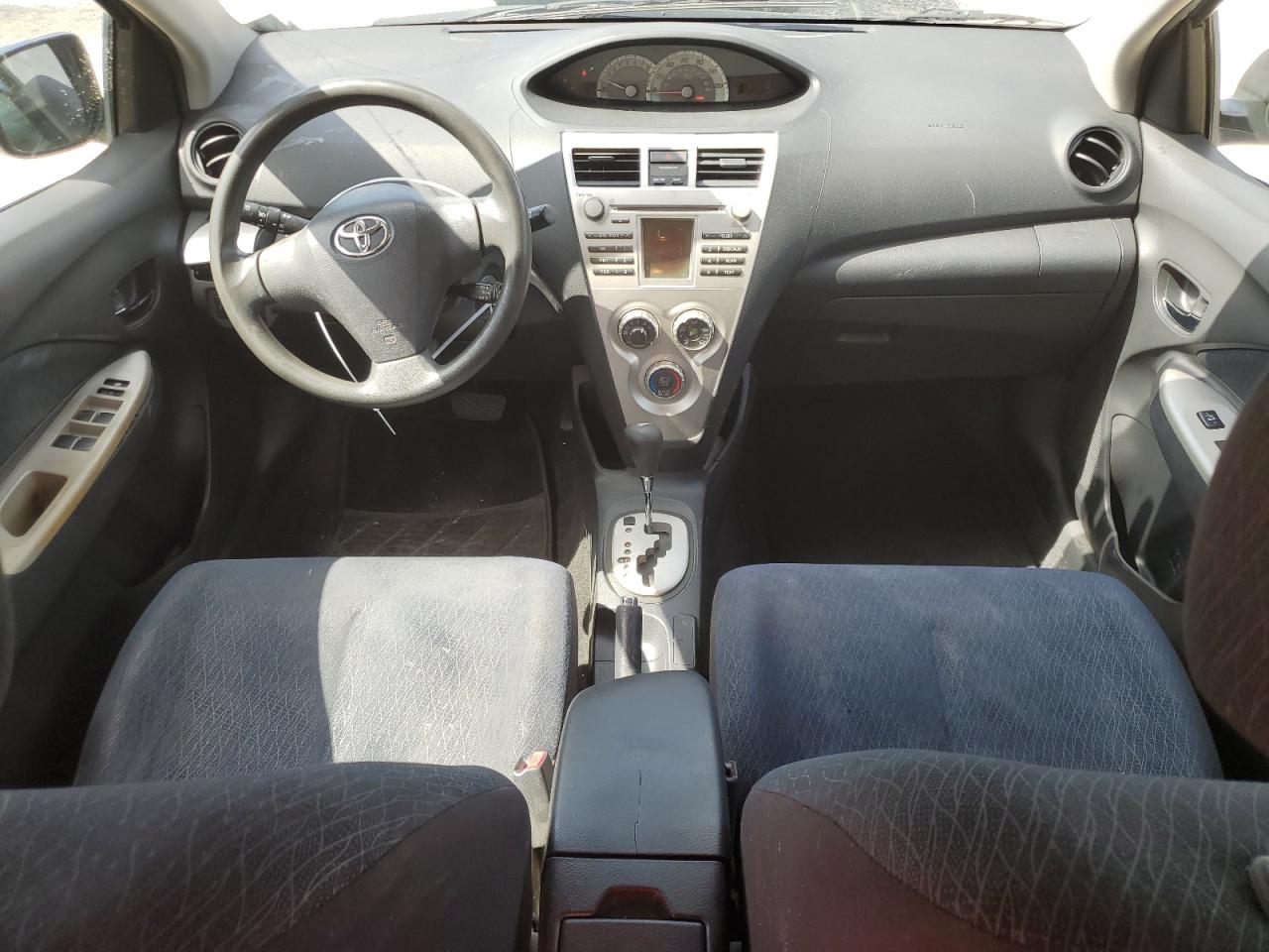 JTDBT903271044519 2007 Toyota Yaris