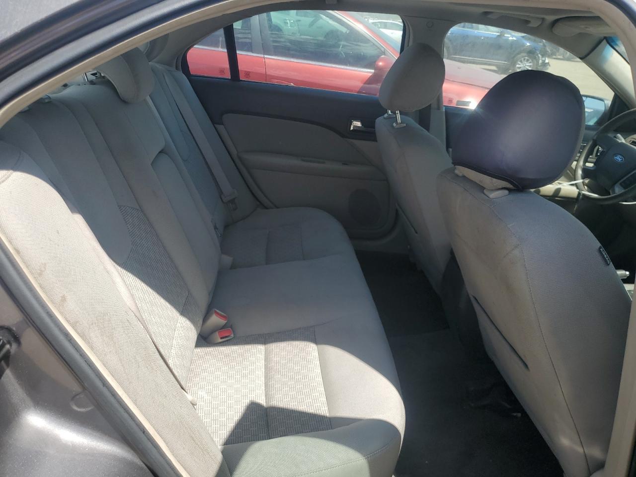 3FAHP0HA2BR329691 2011 Ford Fusion Se