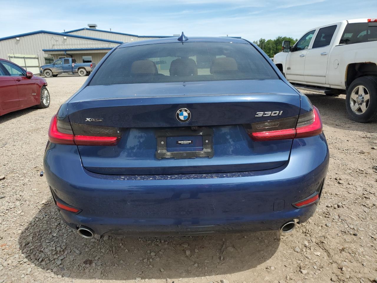 3MW5R7J03N8C71969 2022 BMW 330Xi