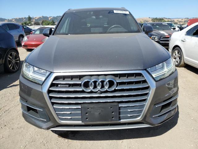 VIN WA1LAAF70KD008982 2019 Audi Q7, Premium Plus no.5