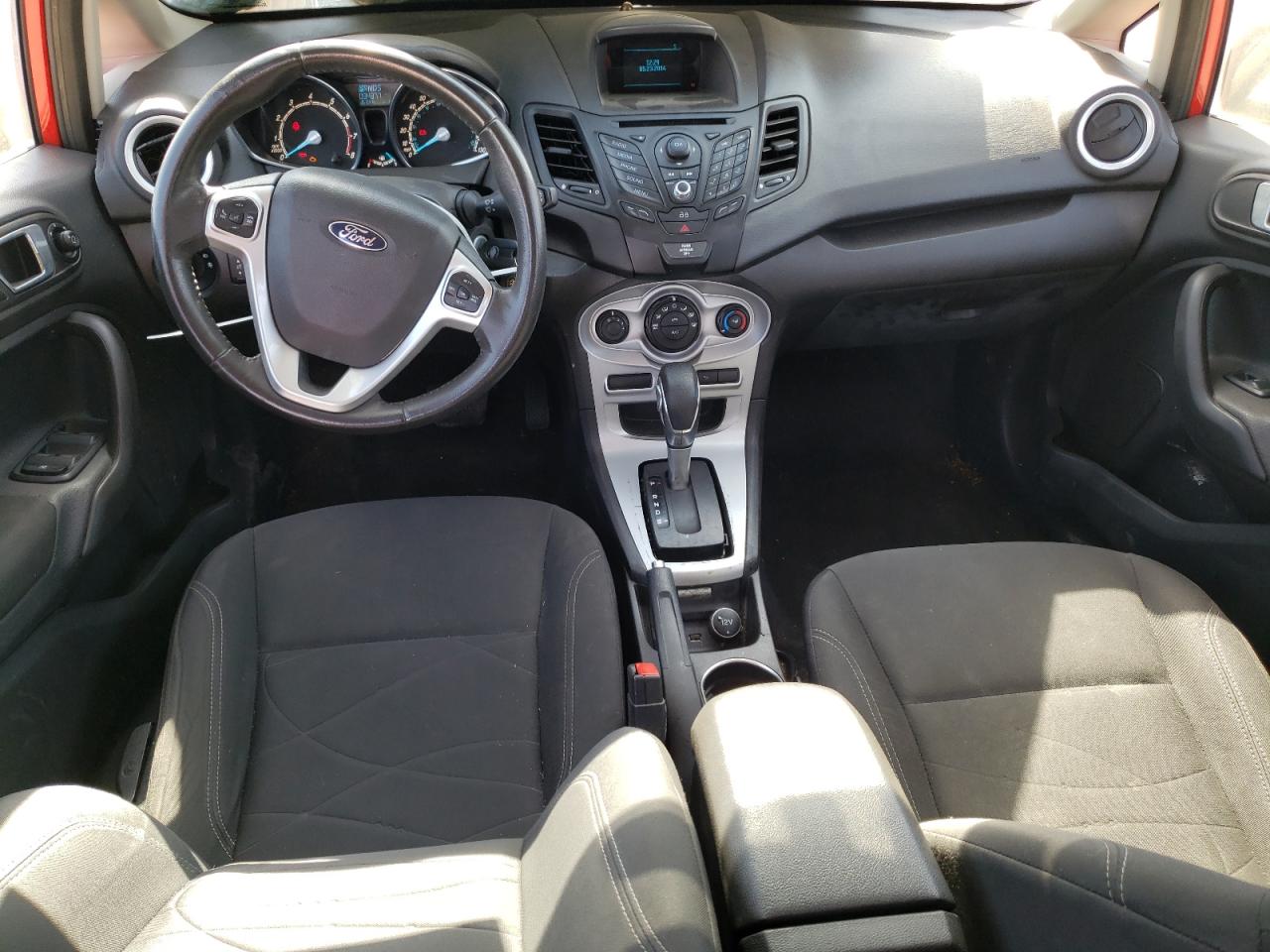 3FADP4EJ7FM101490 2015 Ford Fiesta Se