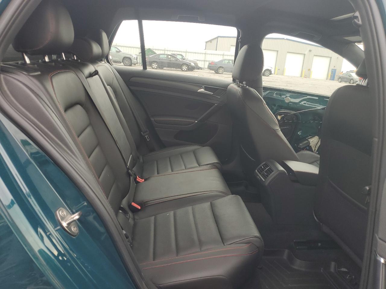 3VW547AU1JM290412 2018 Volkswagen Gti S