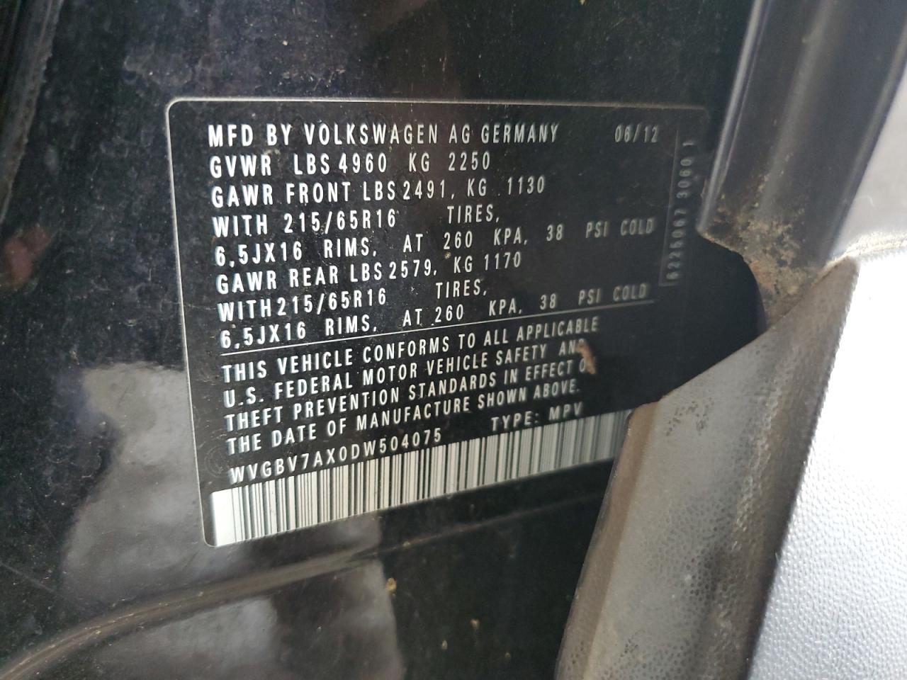 WVGBV7AX0DW504075 2013 Volkswagen Tiguan S