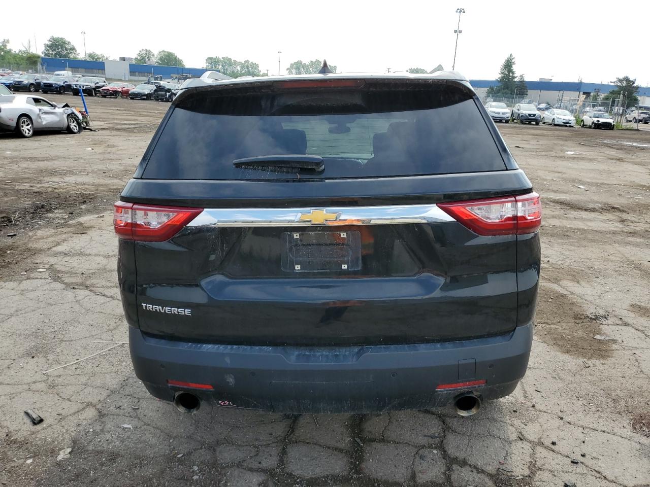1GNERGKW7JJ163415 2018 Chevrolet Traverse Lt