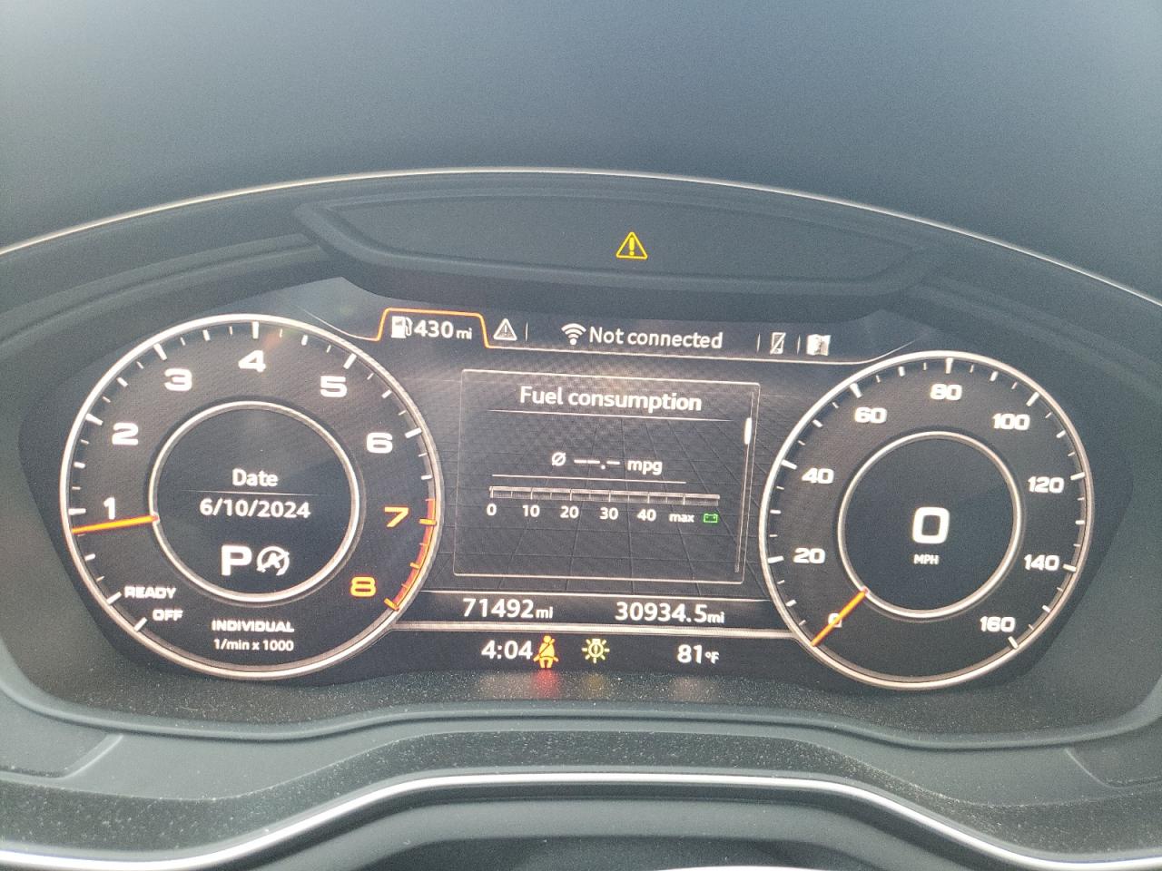 WAUDNAF41HN049545 2017 Audi A4 Premium