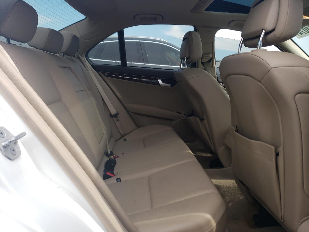WDDGF8AB8DR297330 2013 Mercedes-Benz C 300 4Matic