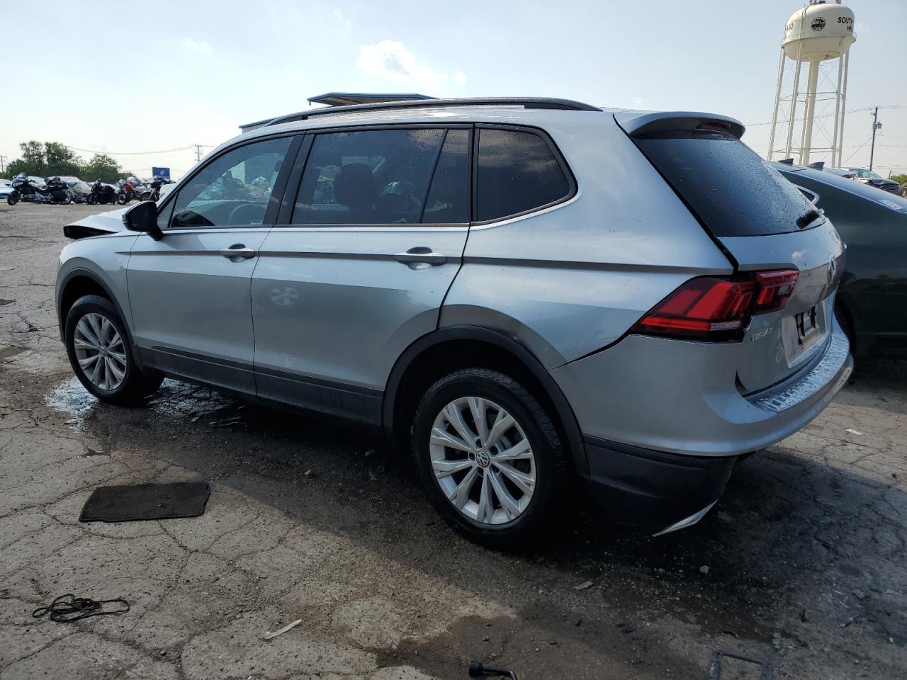 2019 Volkswagen Tiguan S vin: 3VV0B7AX2KM143984