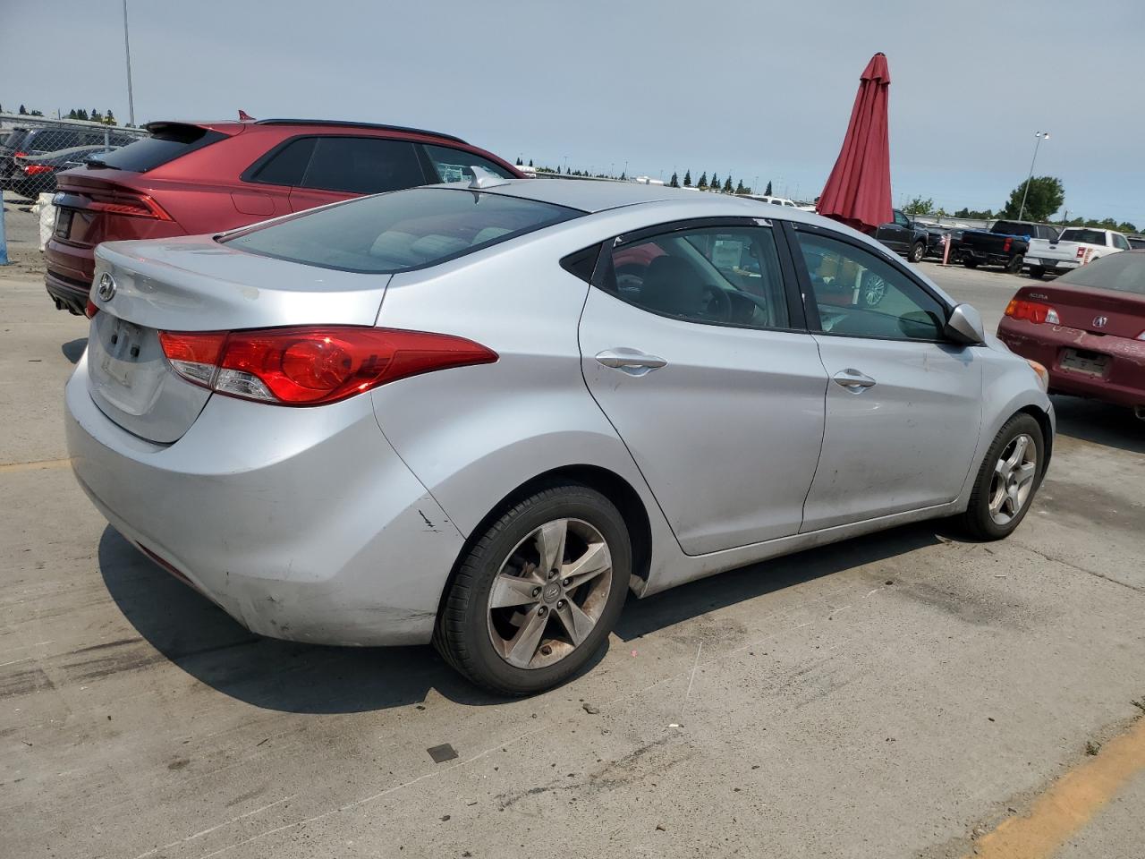 2013 Hyundai Elantra Gls vin: KMHDH4AE9DU820700