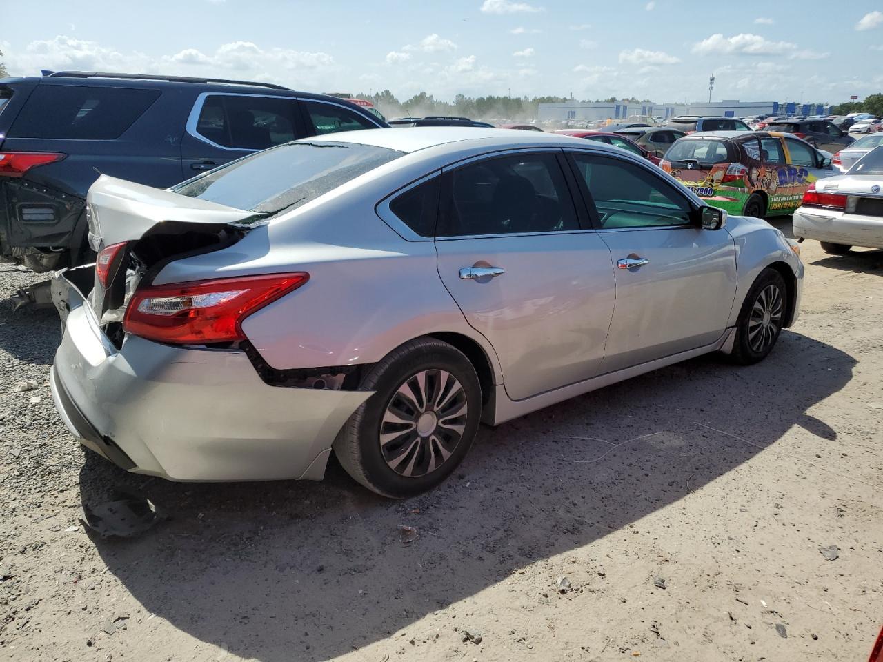 1N4AL3AP5HN329421 2017 Nissan Altima 2.5