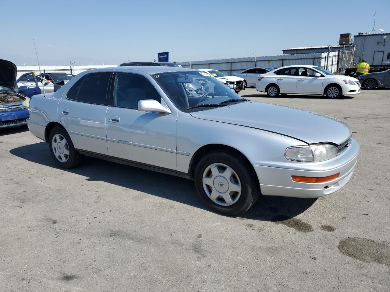 JT2VK12E3P0135751 1993 Toyota Camry Le