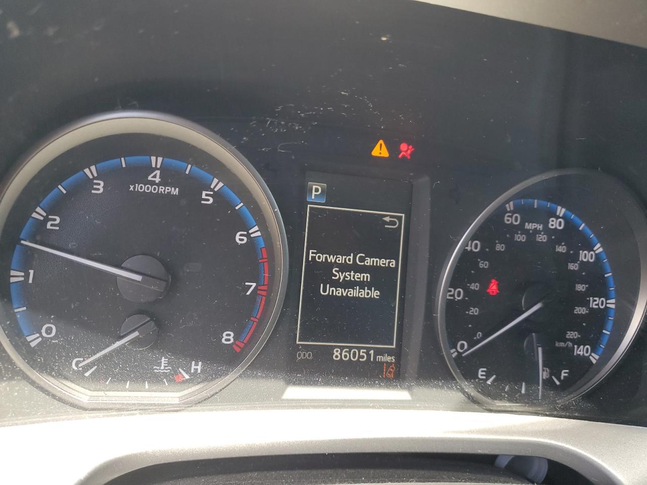 2T3BFREV8HW691852 2017 Toyota Rav4 Le