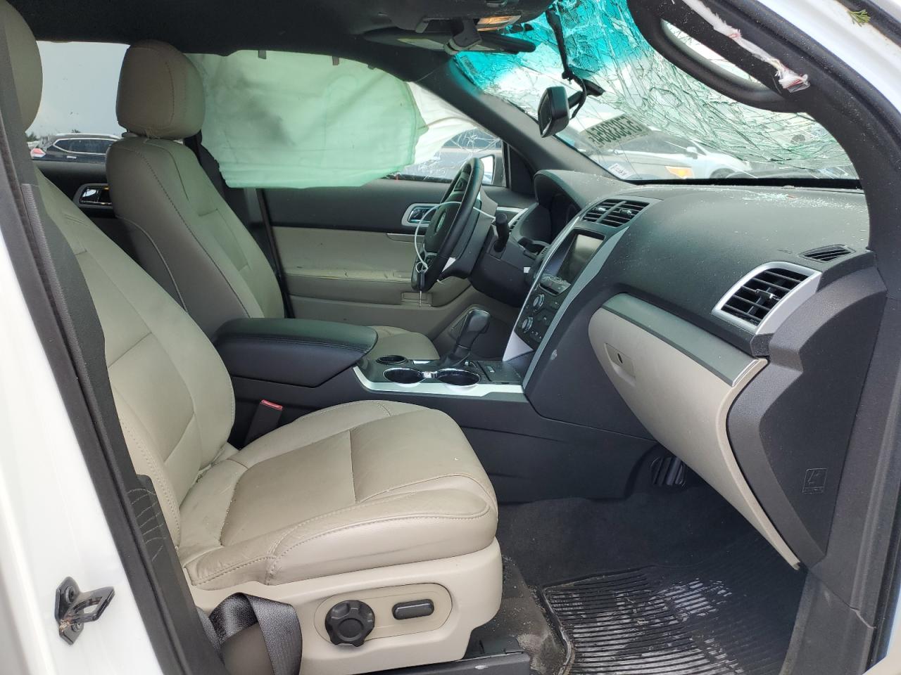 1FM5K7D80FGB16464 2015 Ford Explorer Xlt