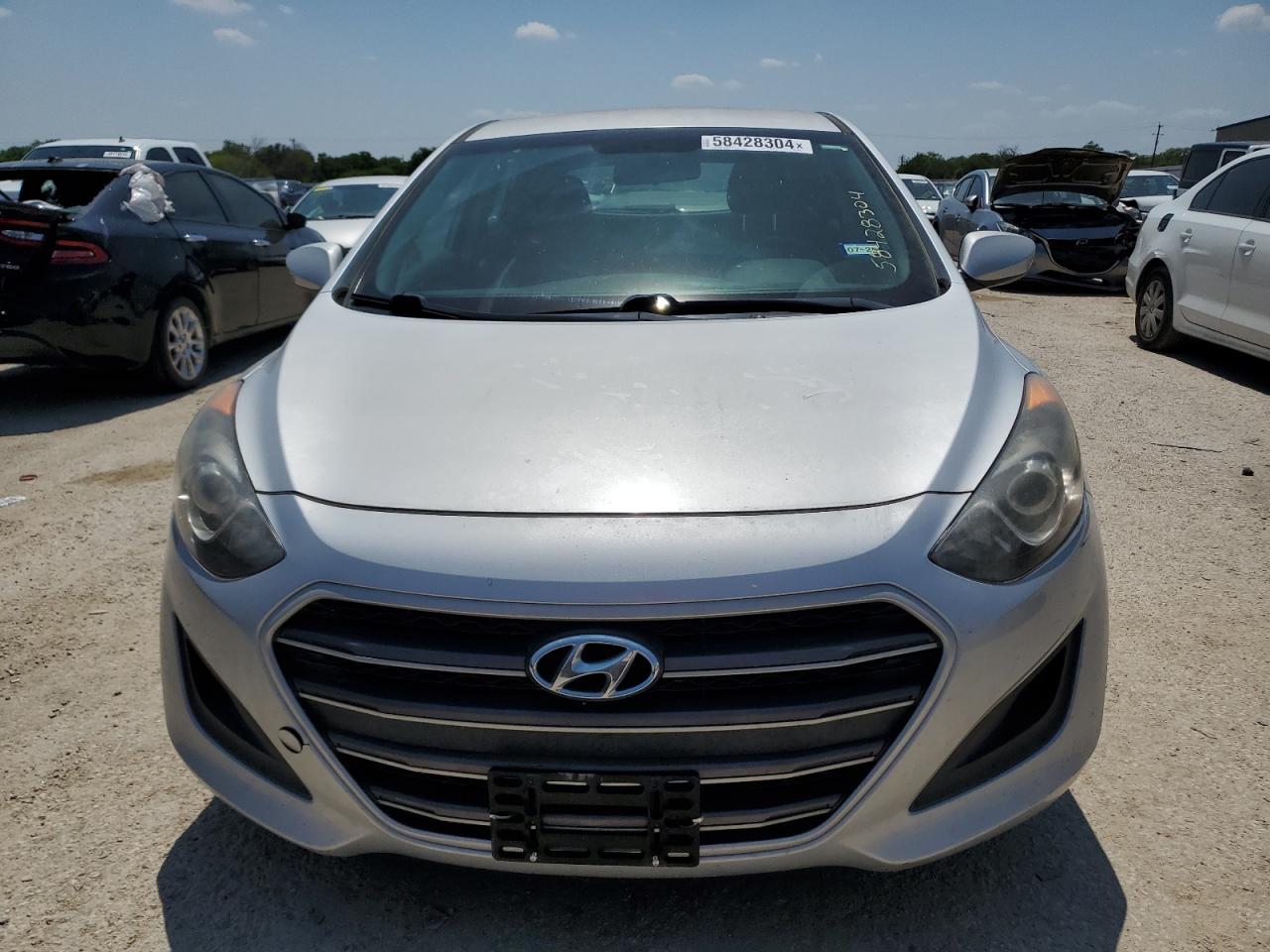 2017 Hyundai Elantra Gt vin: KMHD35LHXHU369892