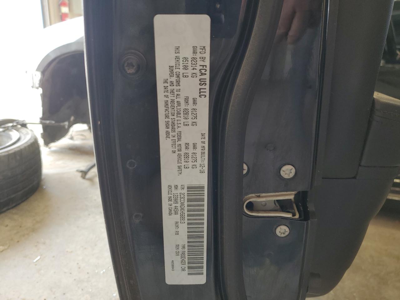 2C3CCAAGXKH568913 2019 Chrysler 300 Touring