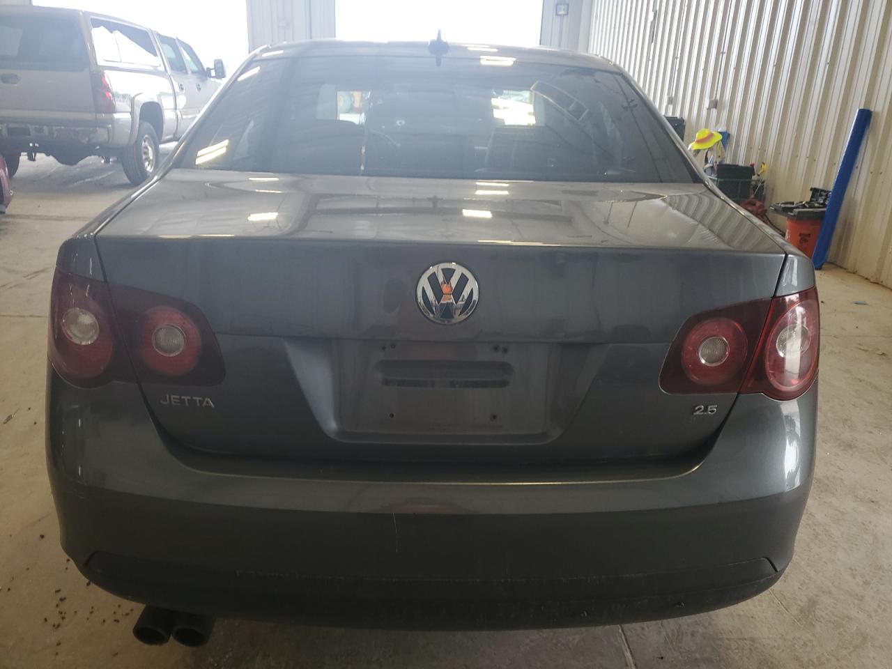 3VWRM71K18M107620 2008 Volkswagen Jetta Se