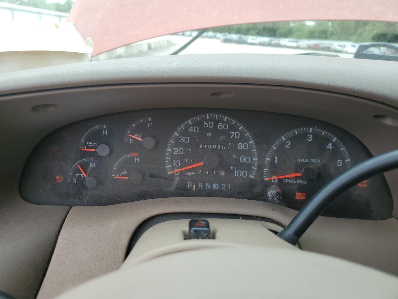 1FMPU18L5WLB76617 1998 Ford Expedition