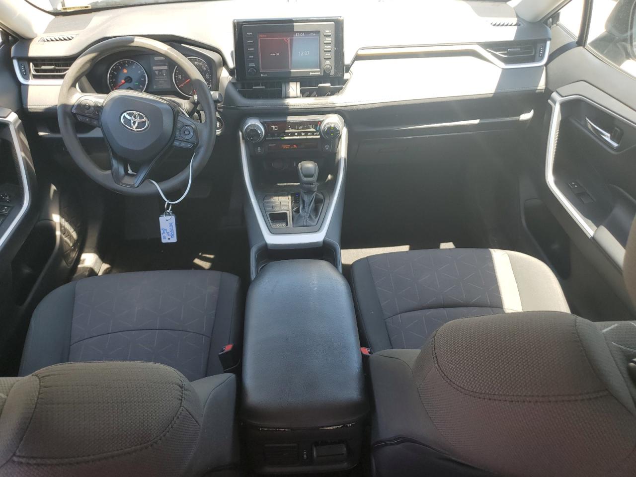 2T3P1RFV0LC074393 2020 Toyota Rav4 Xle