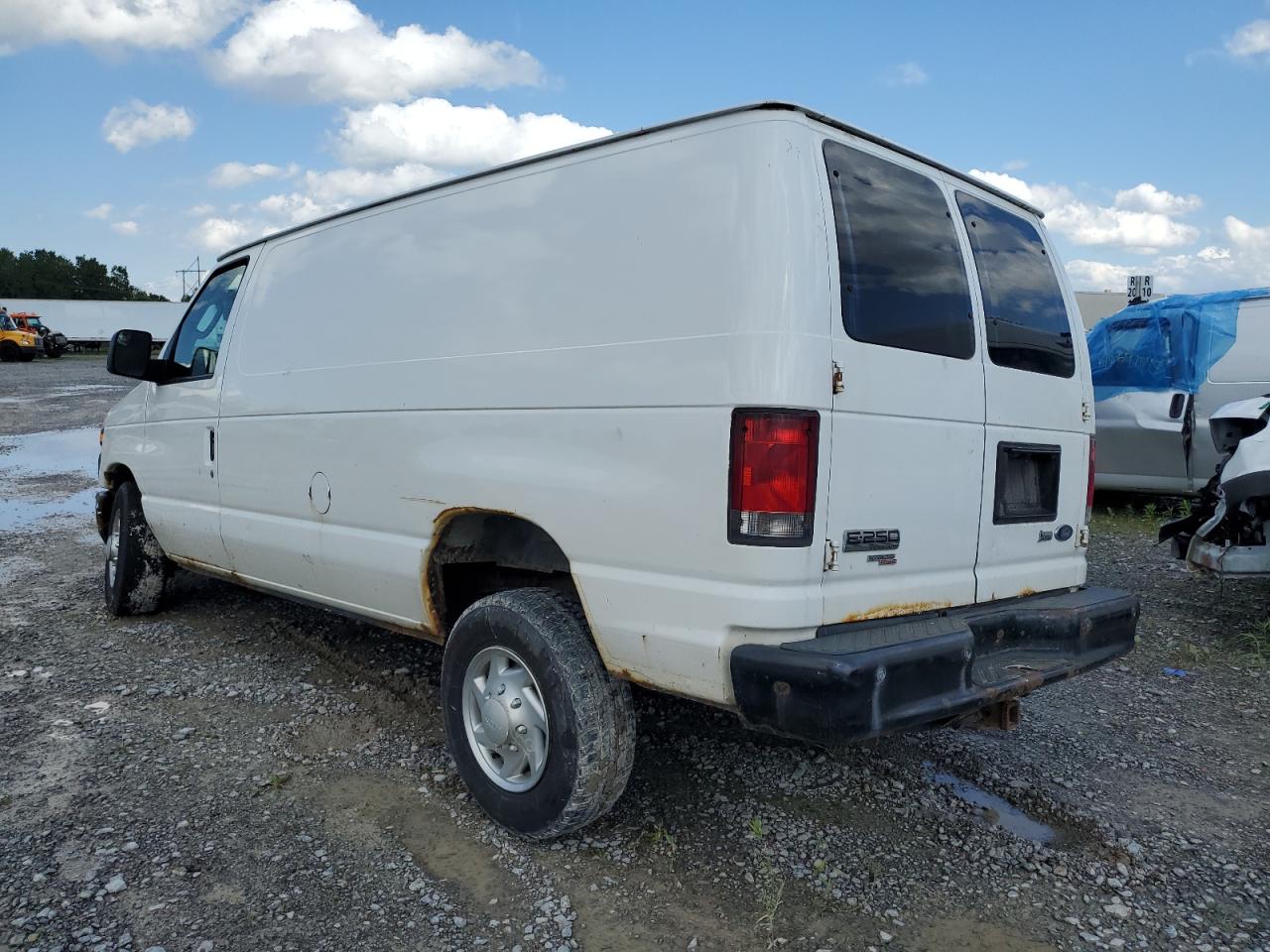 1FTNE2EW9EDA55093 2014 Ford Econoline E250 Van