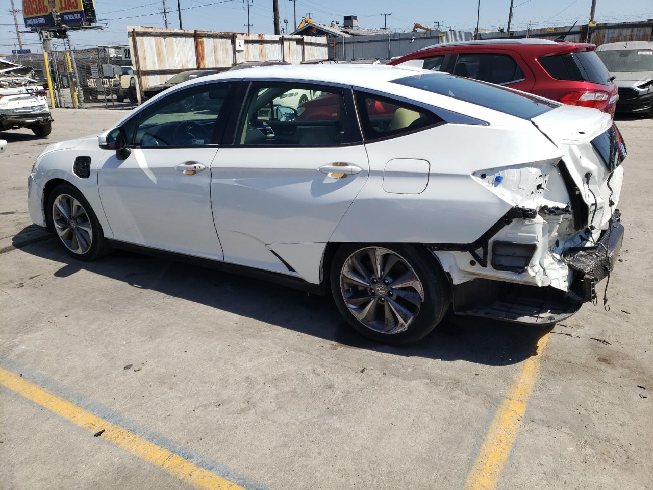 2018 Honda Clarity Touring vin: JHMZC5F39JC022462