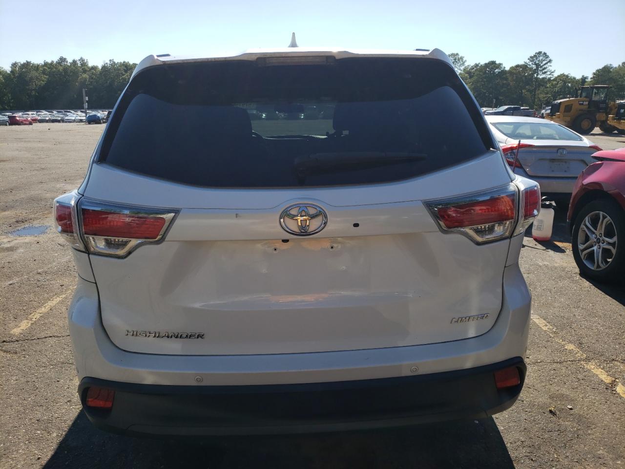 5TDYKRFH2FS102419 2015 Toyota Highlander Limited
