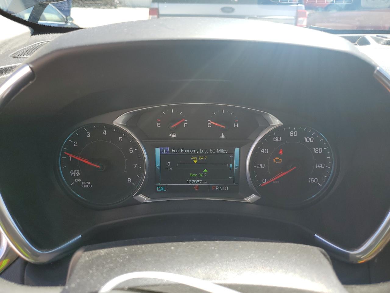 2GNAXTEX3J6343229 2018 Chevrolet Equinox Lt